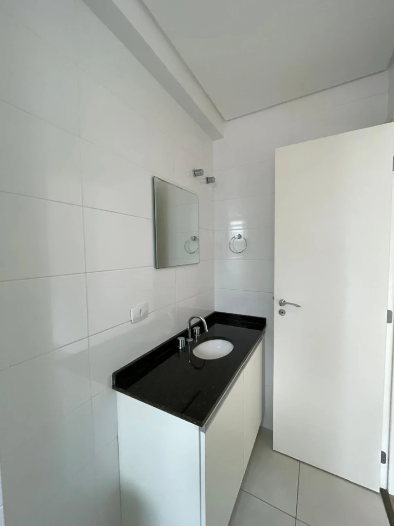 2-bedroom apartment, 1 with its own bathroom, 50 m² — photo 25