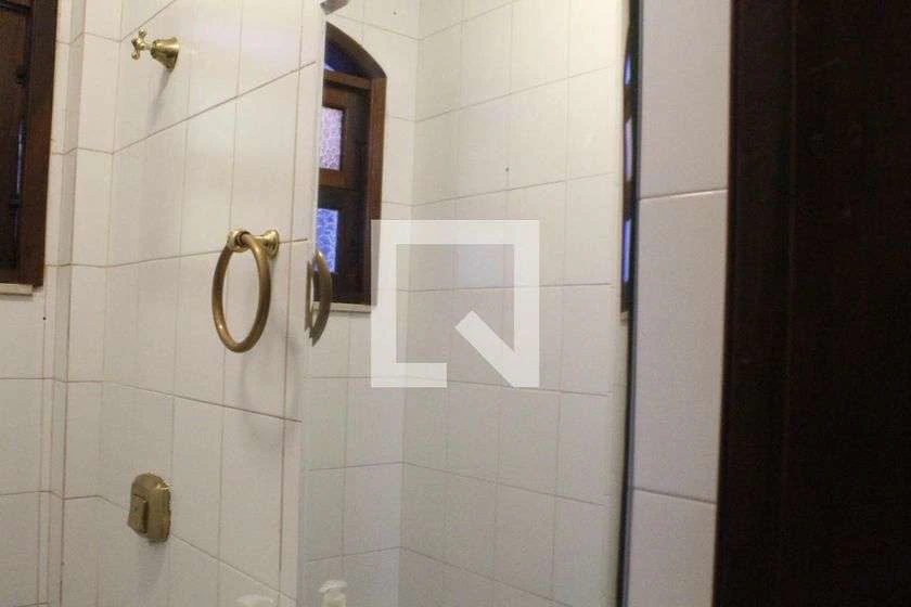 800 m² house with 5 bedrooms and a private-use pool — photo 22