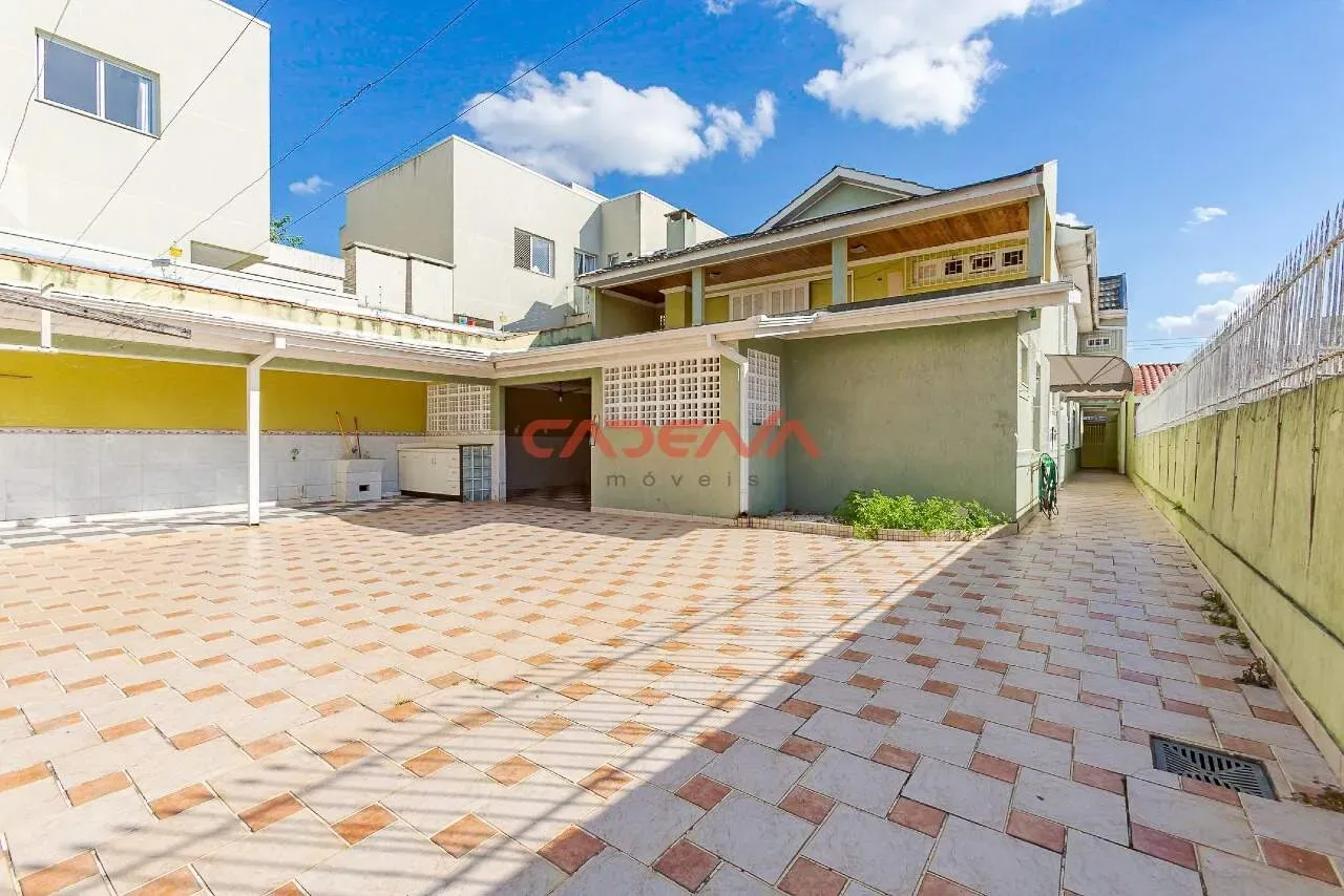 House with 5 bedrooms, 3 en-suites and 660 m² with 6 spaces — photo 25
