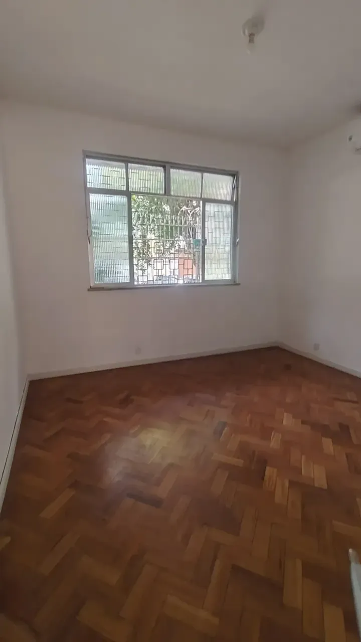 House with 5 bedrooms and 5 bathrooms — photo 4