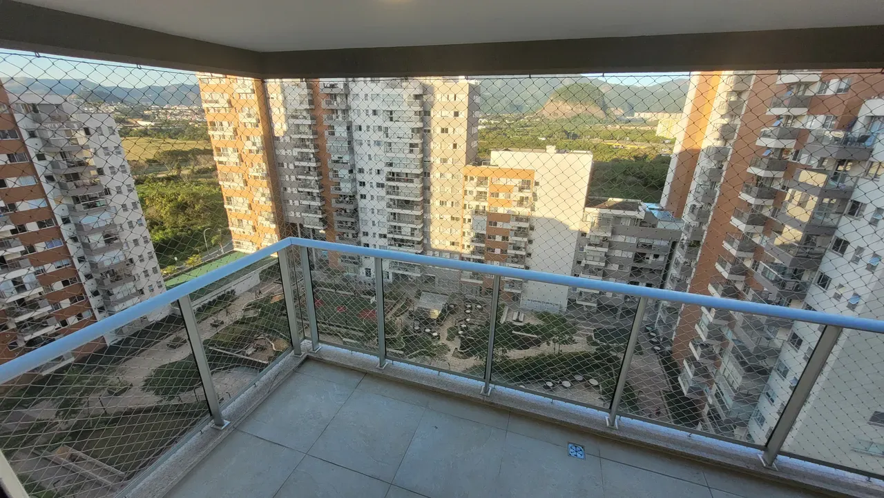 82 m² apartment with a home office and a mountain view — photo 37