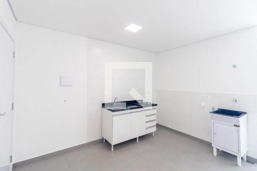 31 m² studio in Curitiba — photo 2