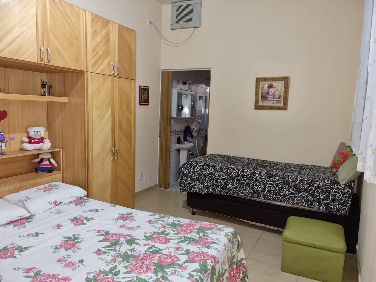 Furnished apartment with 3 bedrooms and 4 bathrooms — photo 8