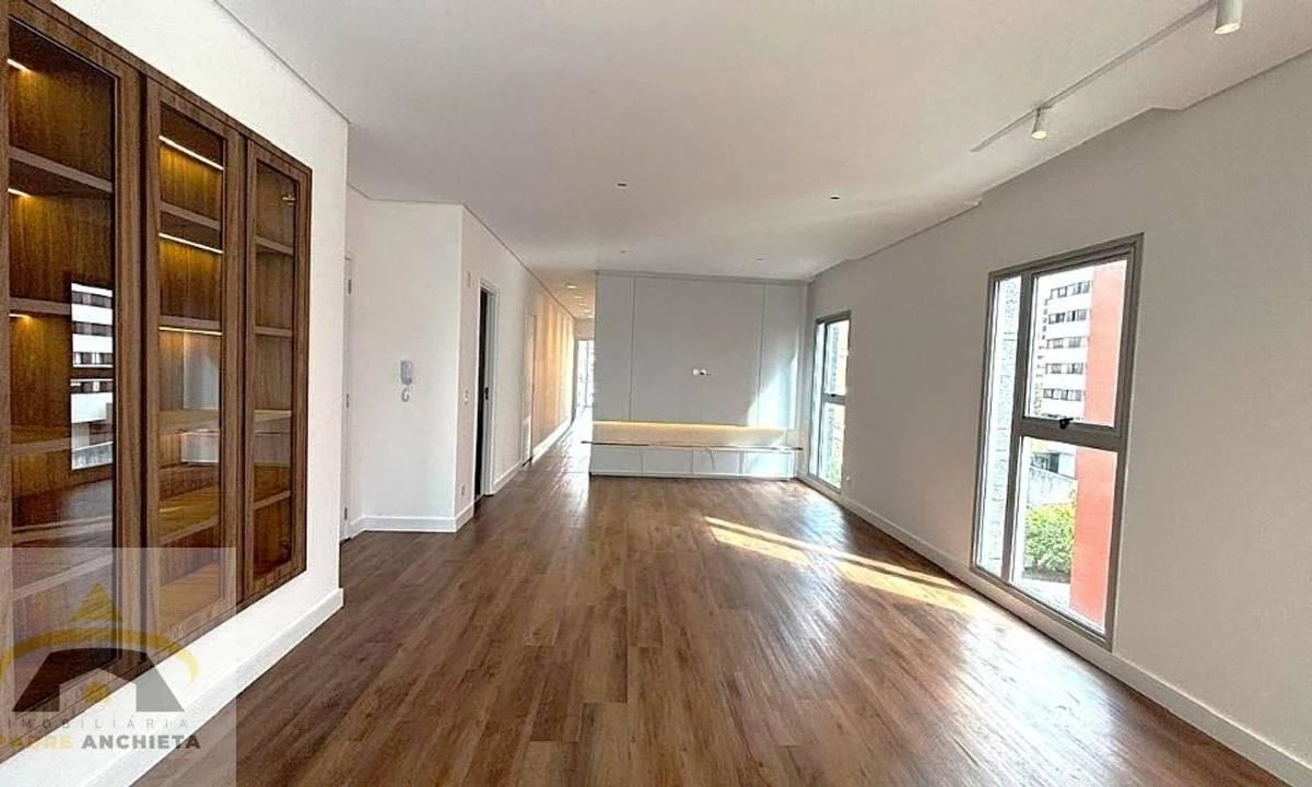 2-bedroom apartment with a washing machine in Curitiba