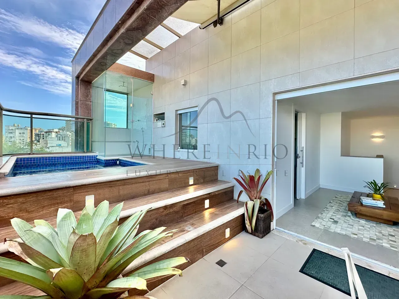 3-bedroom penthouse with 3 bathrooms — photo 9