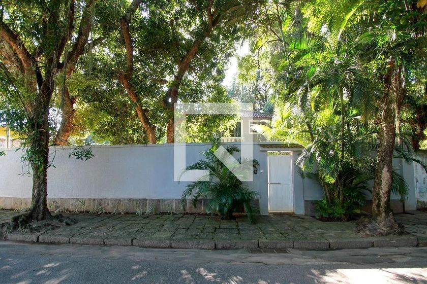 Casa mobiliada com 4 quartos e cozinha em conceito aberto — photo 42