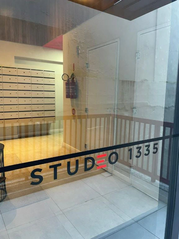 Furnished studio of 38 m² with 1 bedroom and 1 parking space — photo 20