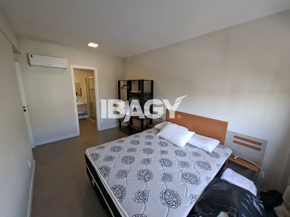 Furnished 2-bedroom apartment with gas stove kitchen — photo 8