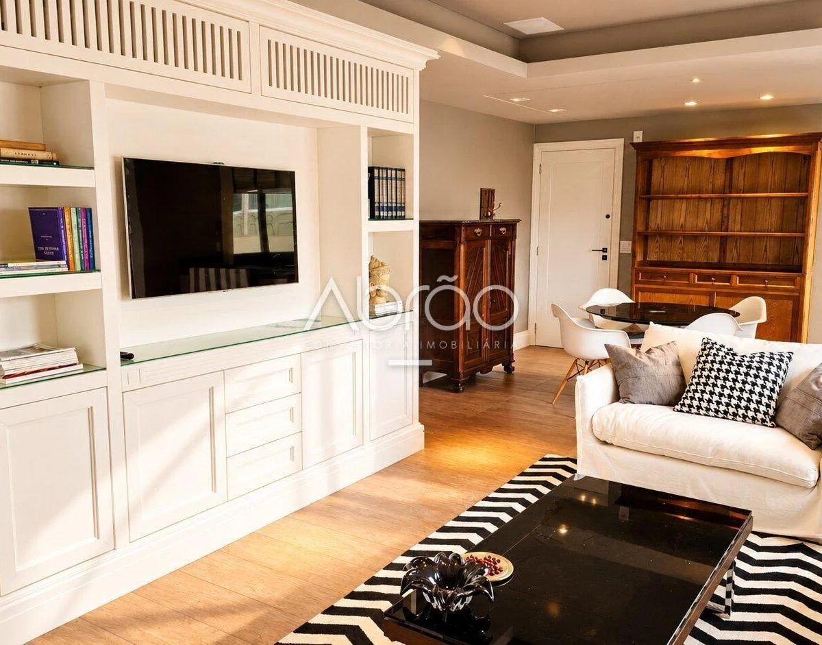 Furnished apartment, 98 m², with floor-to-ceiling windows — photo 20