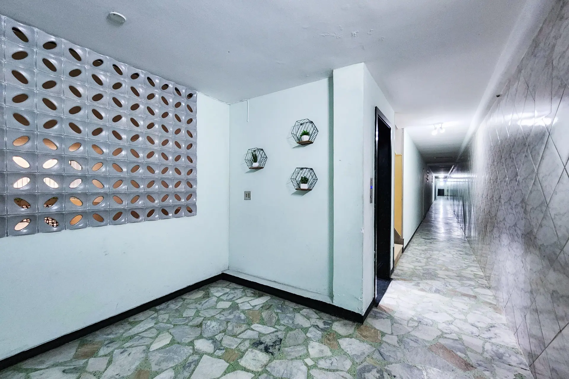 Apartment, 58 m², with a washing machine — photo 36
