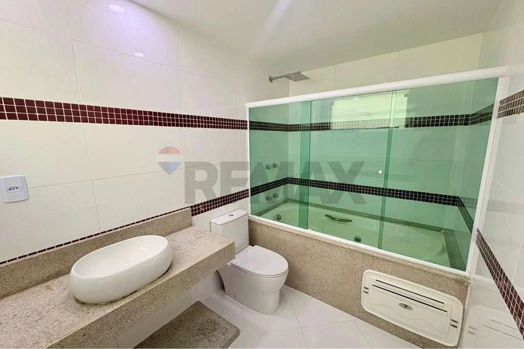 4-suite house with 305 m² and 3 parking spaces — photo 13