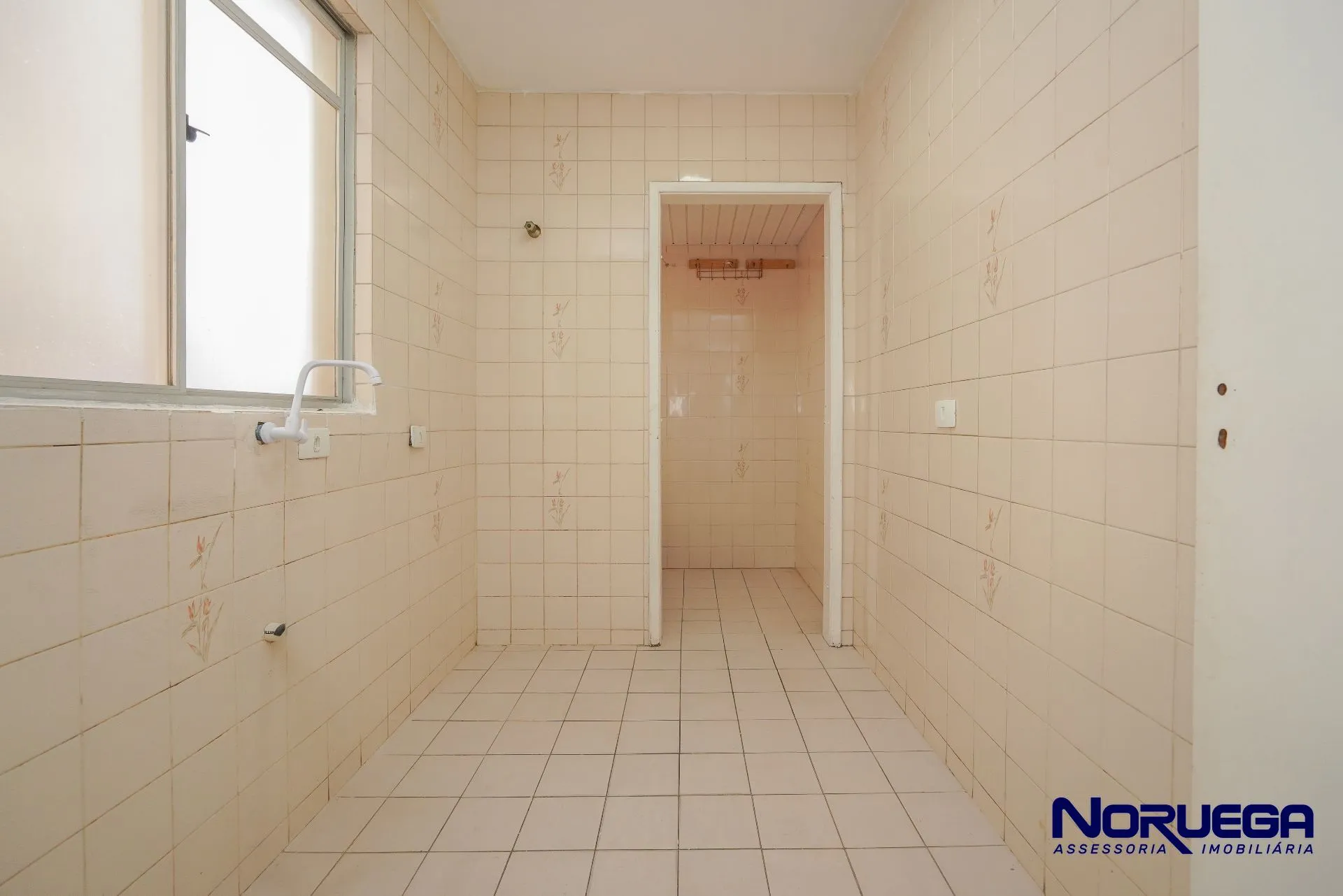 Квартира з 3 спальнями та робочим місцем — photo 3