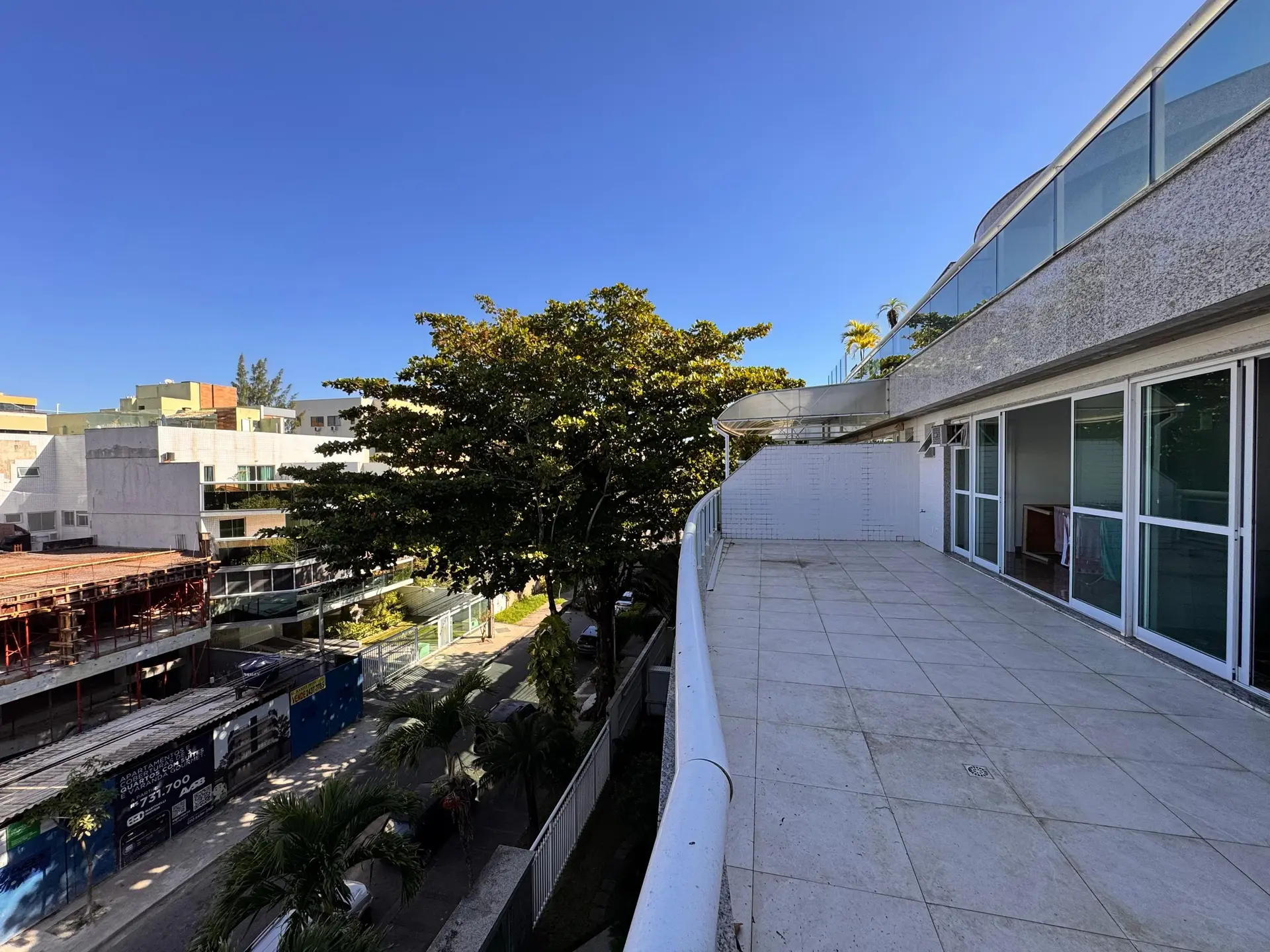 Apartamento, 233 m², com janelas do piso ao teto — photo 33