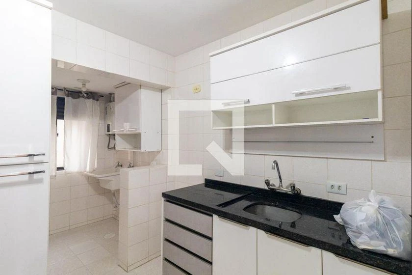 Apartamento de 2 quartos em condomínio com academia — photo 17
