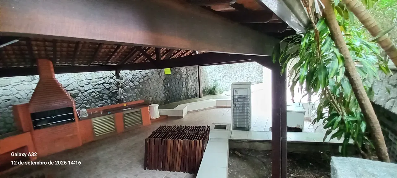 83 m² rental apartment with 3 bedrooms and a balcony — photo 5