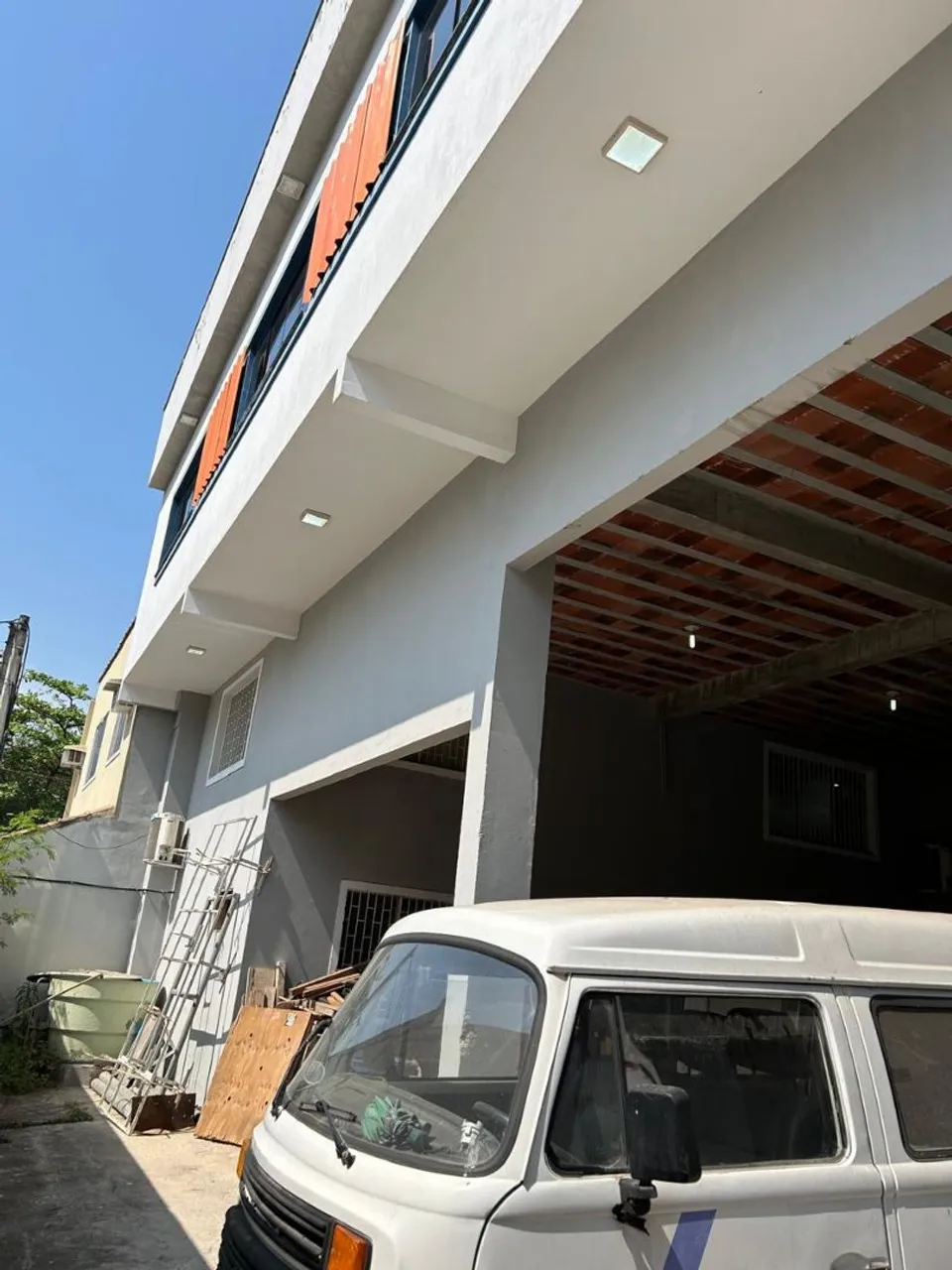 Unfurnished house with 5 bedrooms and a balcony — photo 11