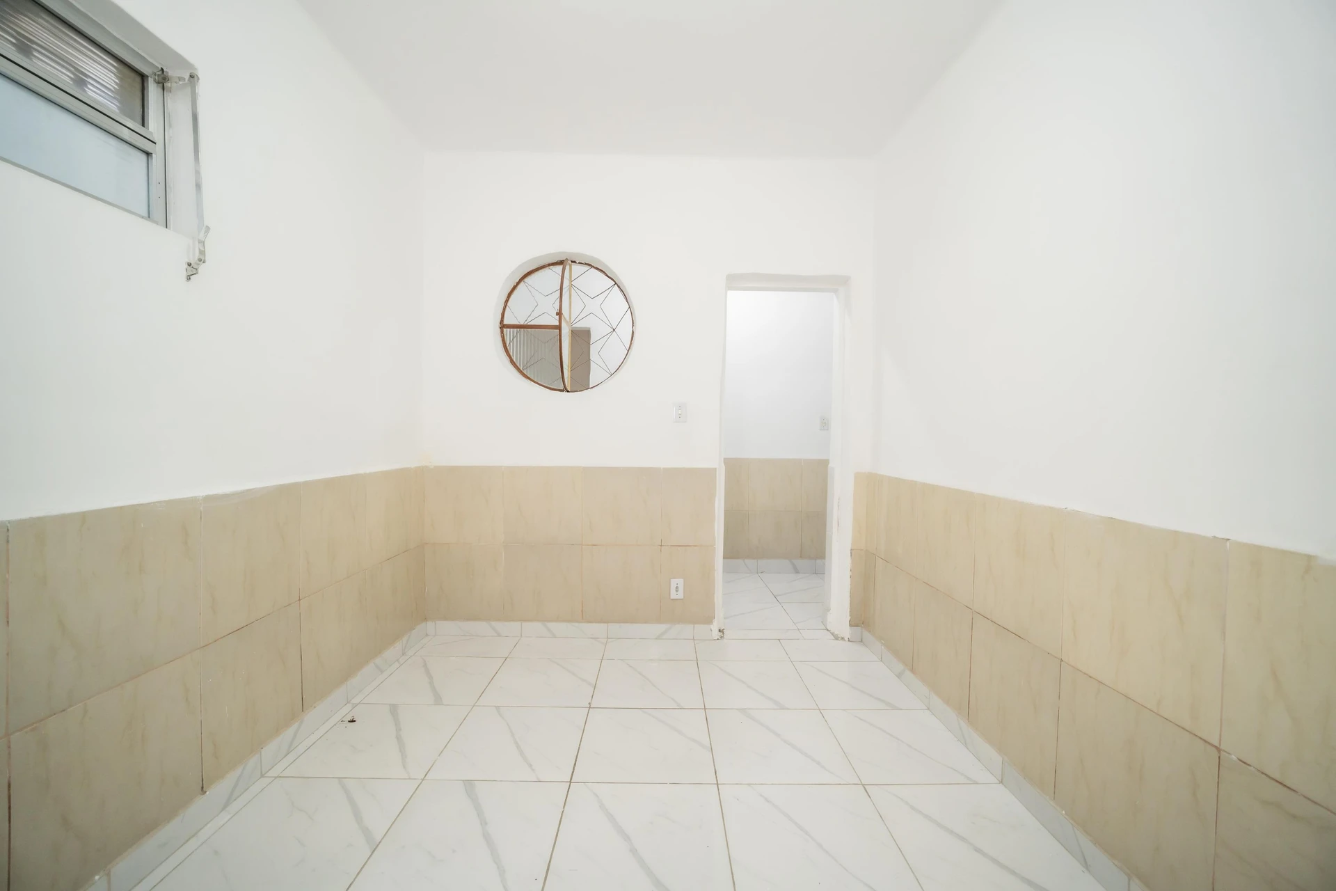Unfurnished house with 2 bedrooms and separate kitchen — photo 22
