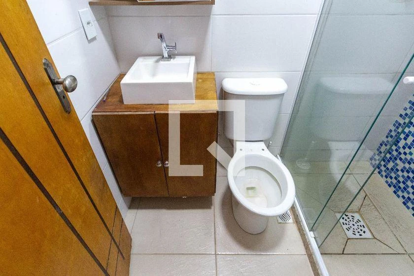 Departamento de 2 dormitorios con balcón cerrado con vidrio — photo 16