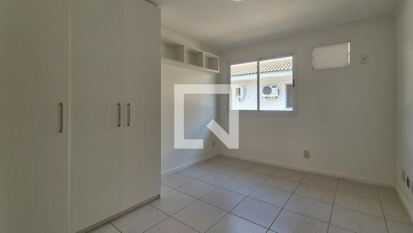 Casa de 4 dormitorios con balcón y 3 plazas de parking — photo 3