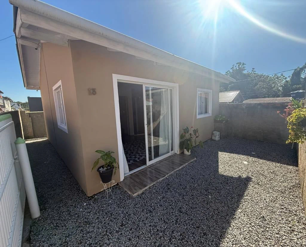 House with 2 bedrooms and 1 bathroom, 50 m², no parking