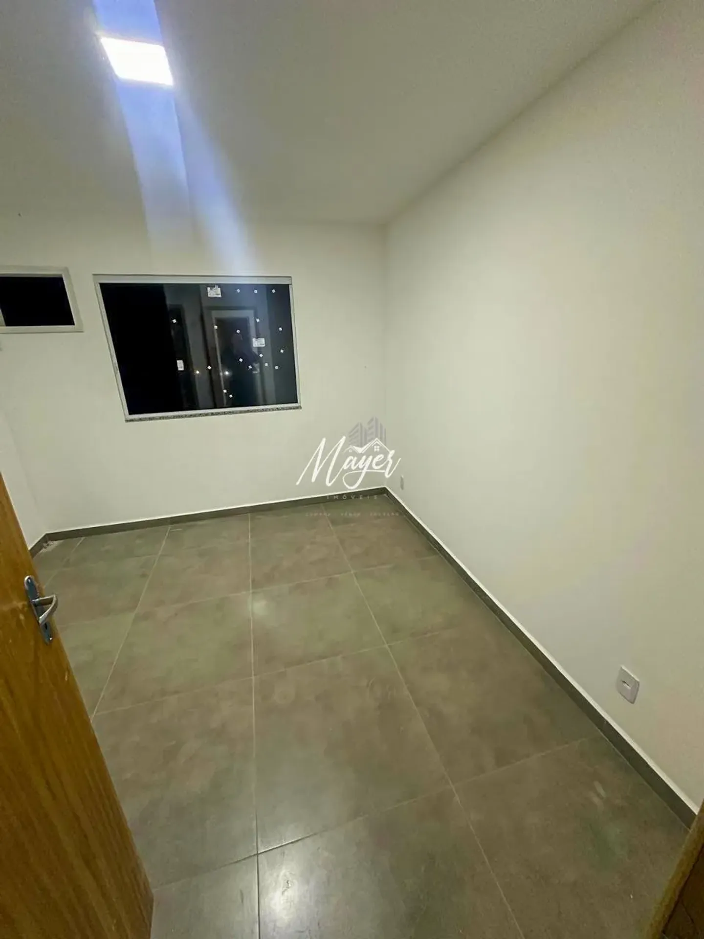 Casa de locação com 2 suítes e quintais na frente — photo 4