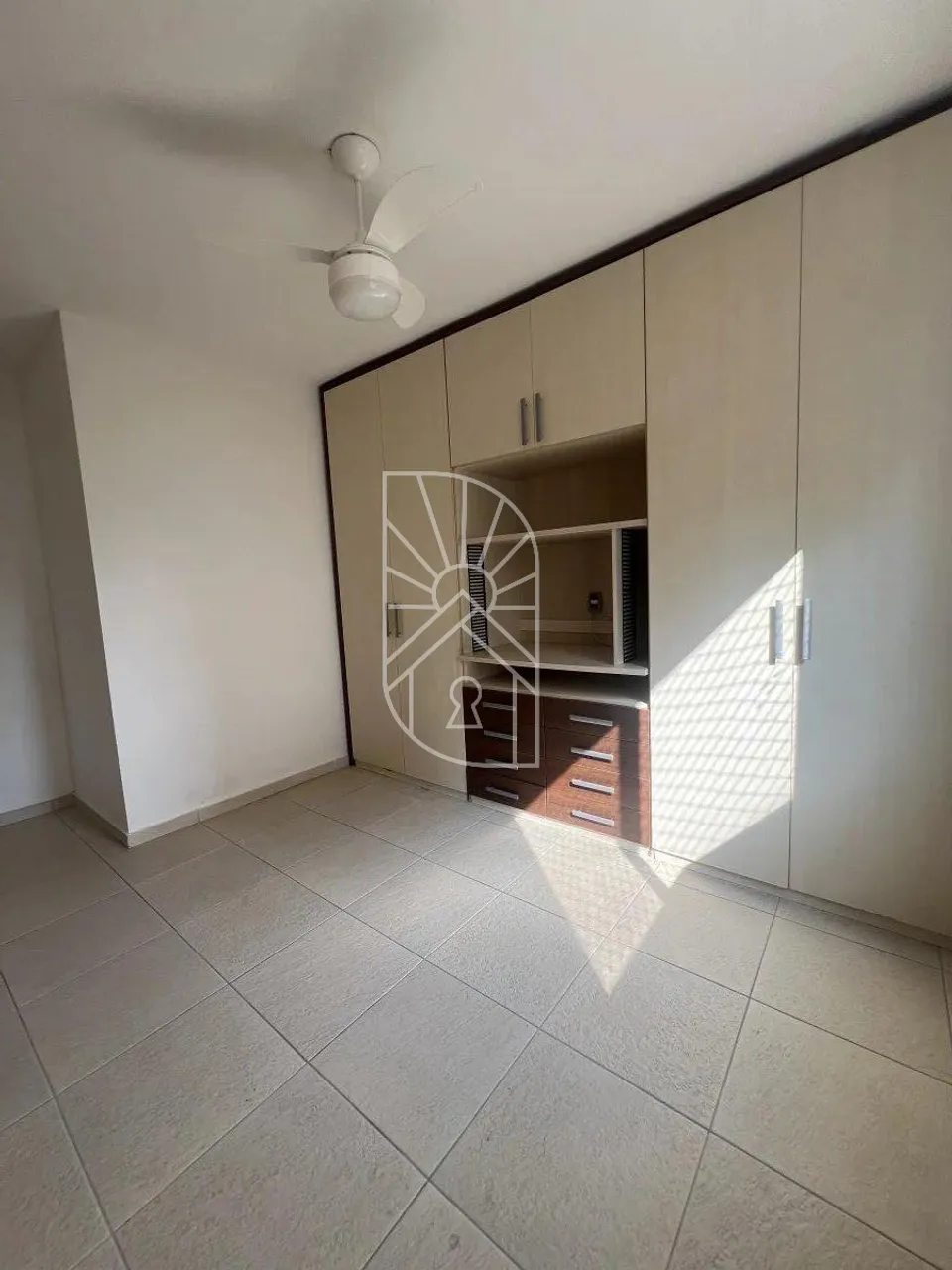 Apartamento de 2 quartos com 2 banheiros e varanda — photo 18