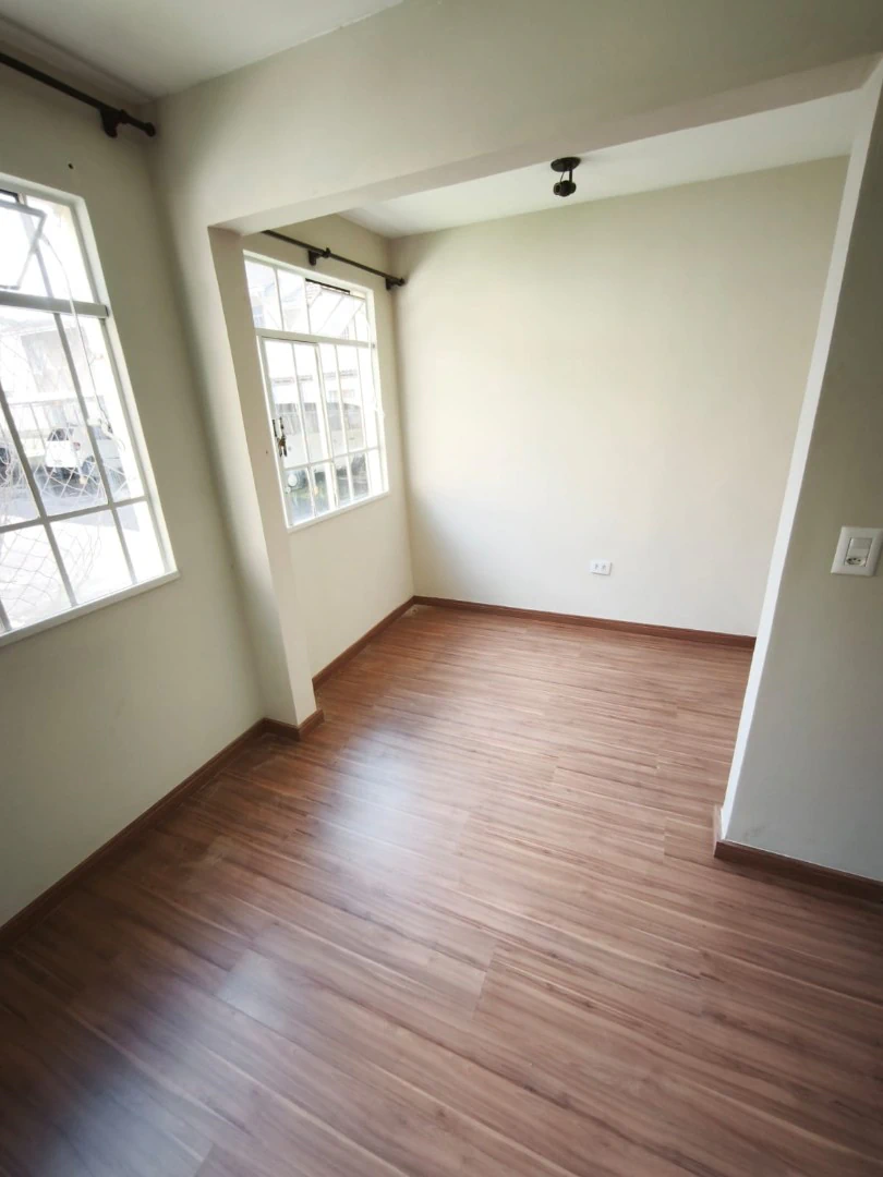 Apartment, 60 m², with wood or laminate floors — photo 7