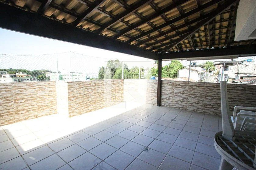 Balcony with a grill in a 3-bedroom apartment, 131 m² — photo 17