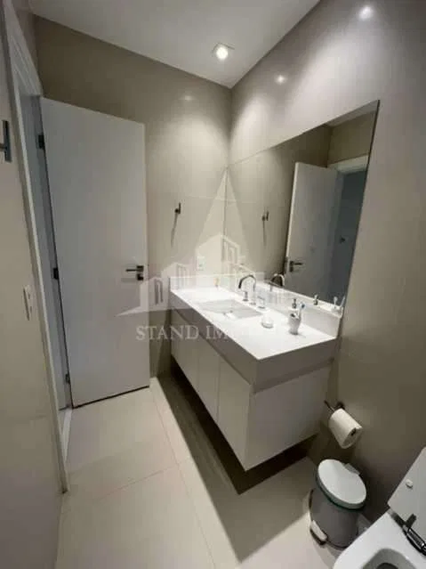 Casa com janelas do piso ao teto, Recreio dos Bandeirantes — photo 26