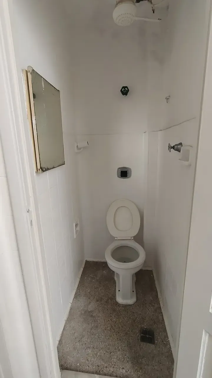 House with 5 bedrooms and 5 bathrooms — photo 12
