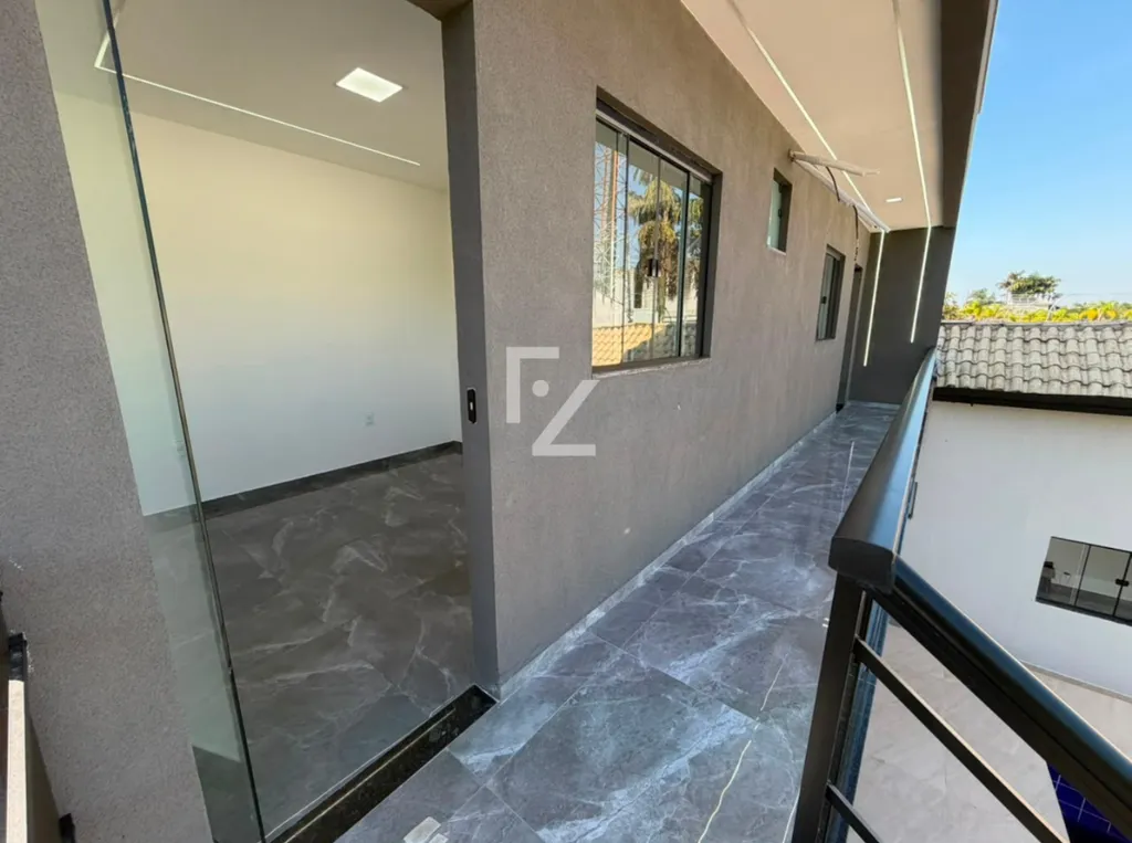 House with 4 bedrooms and 3 bathrooms, 3 parking spots — photo 23