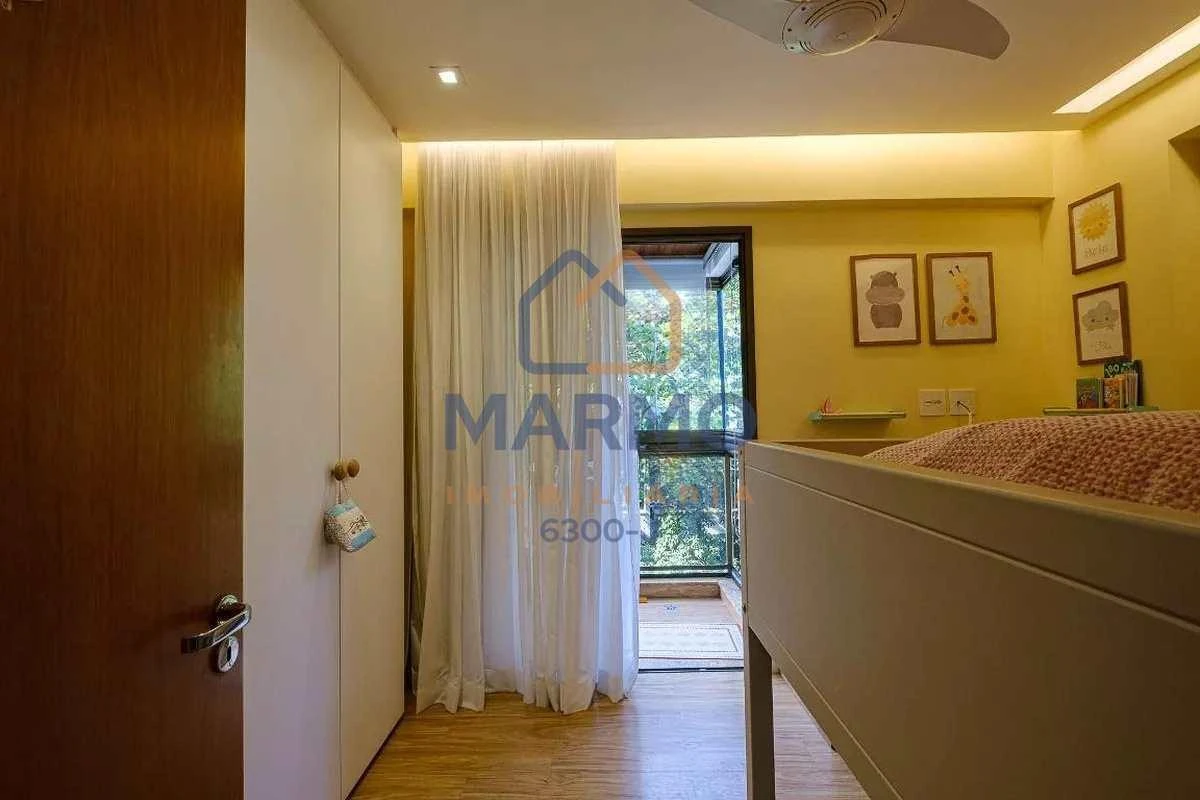 Furnished 2-bedroom apartment with an open kitchen — photo 11