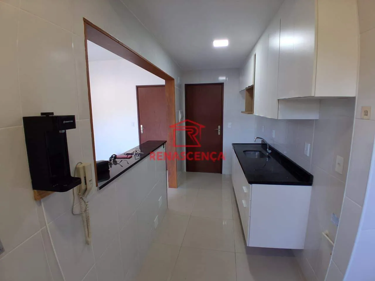 Apartamento com 3 quartos e cozinha integrada moderna — photo 23