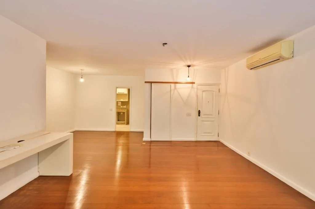 3-bedroom apartment with 2 baths and 125 m² floor area — photo 10