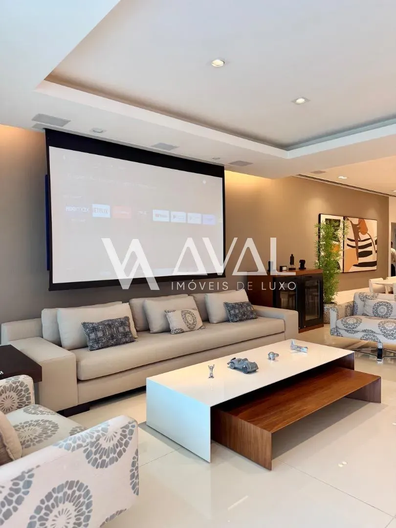 300 m² apartment with 4 suites and 3 parking spaces — photo 8