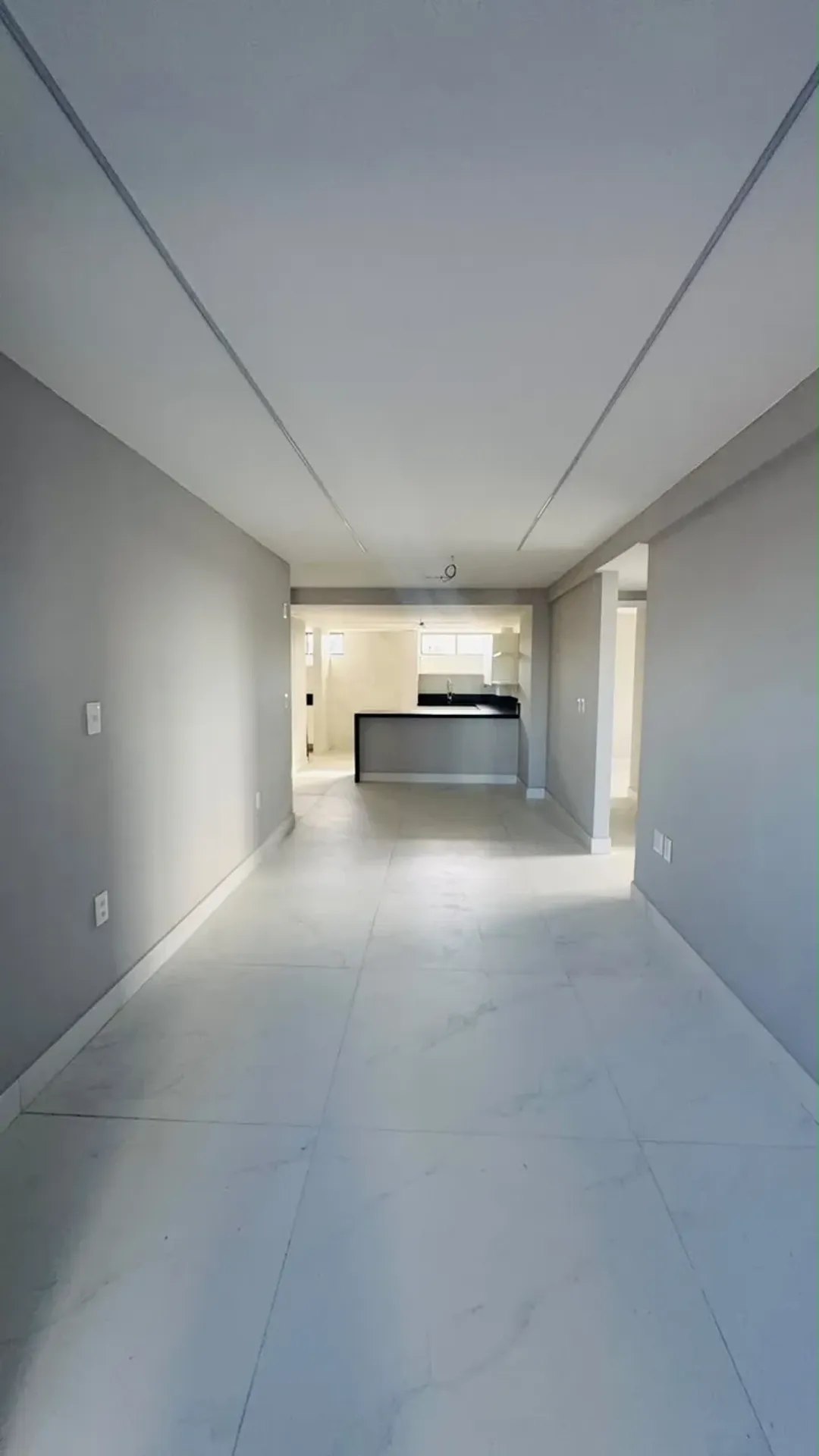 Apartment on the 7th floor with floor-to-ceiling windows — photo 5