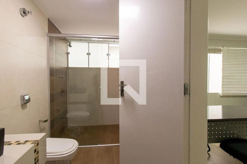 Rental house with 5 bedrooms and 290 m² — photo 37