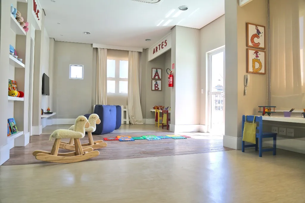 Furnished 1-bedroom apartment with 84 m² and parking — photo 19