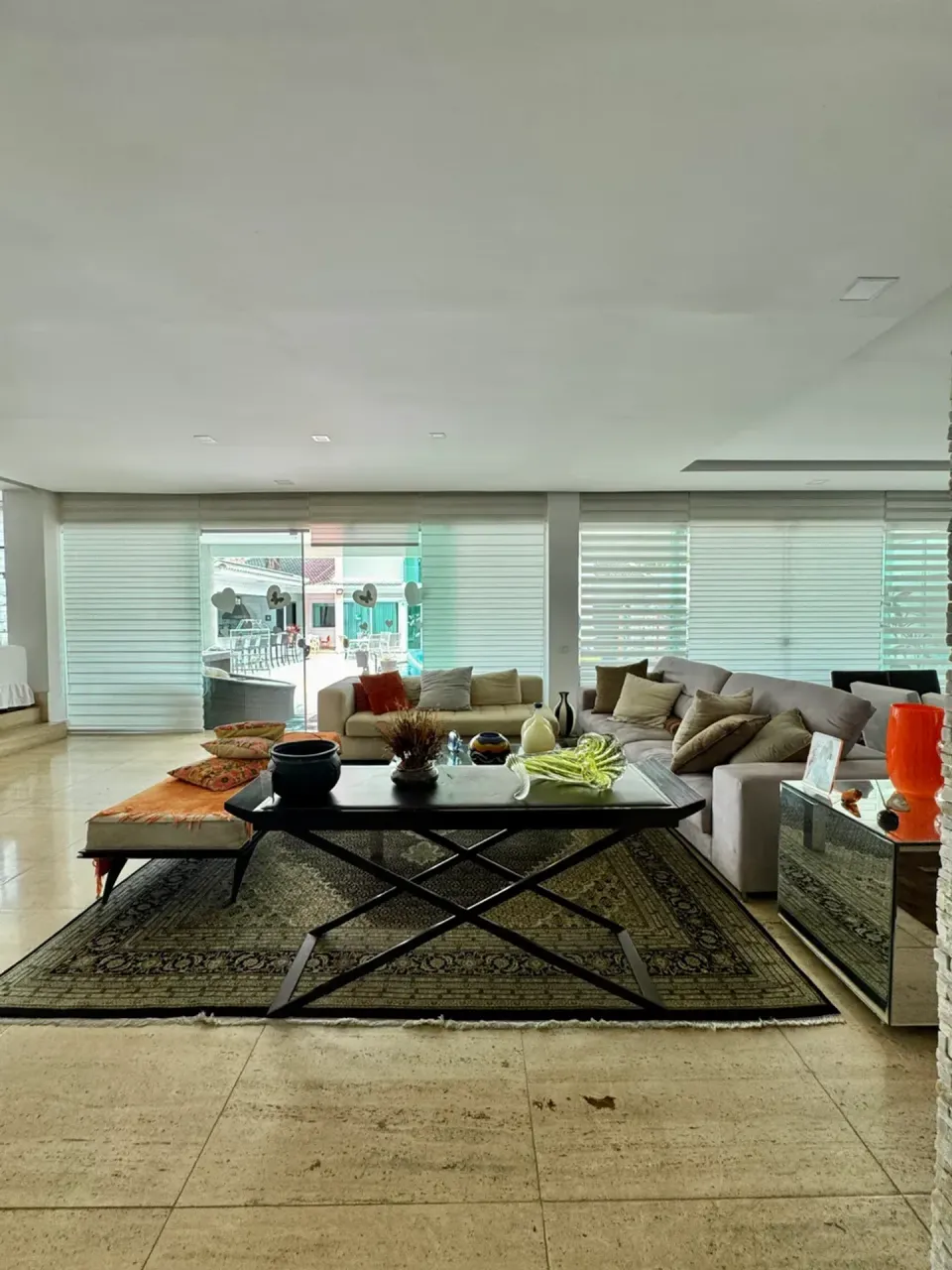 House with glassed-in balcony, 5 bedrooms and 5 baths — photo 20