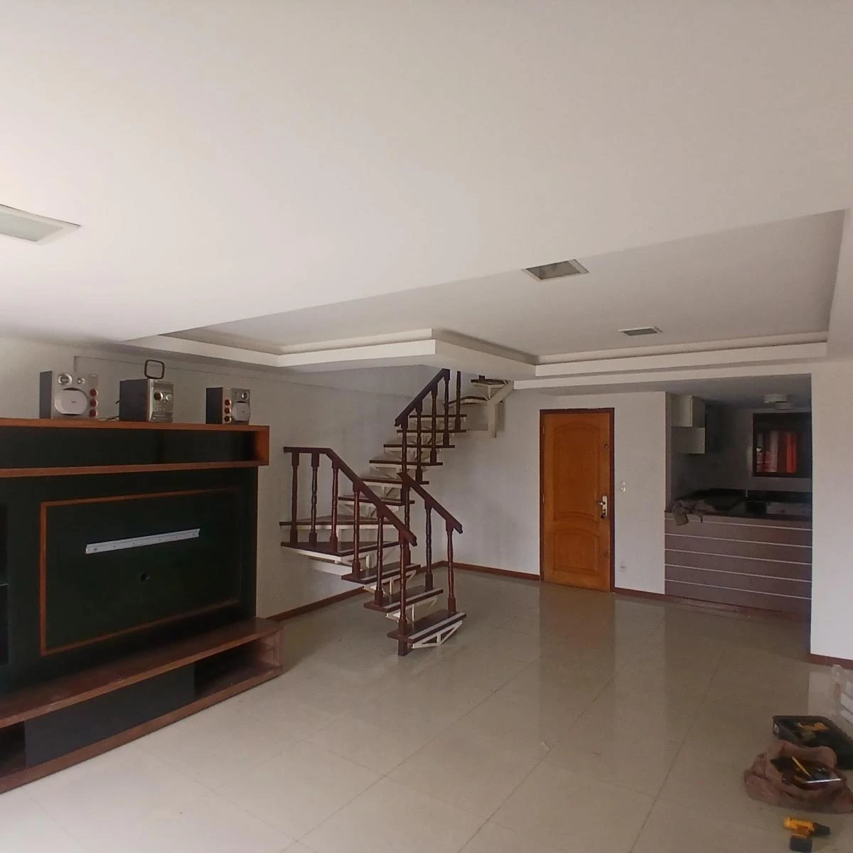 Duplex penthouse with 4 bedrooms and 4 baths, 300 m² — photo 4