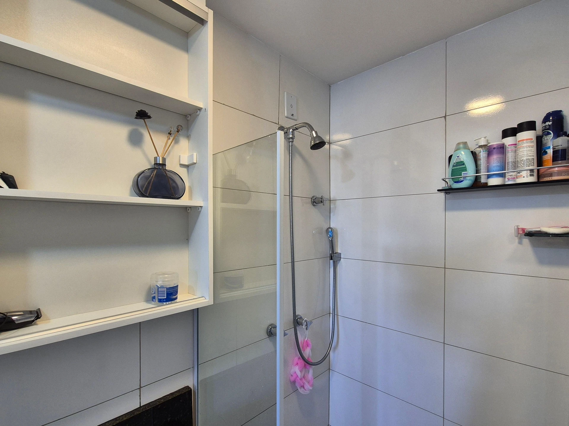 Apartamento mobiliado com 2 quartos e cozinha a gás — photo 34