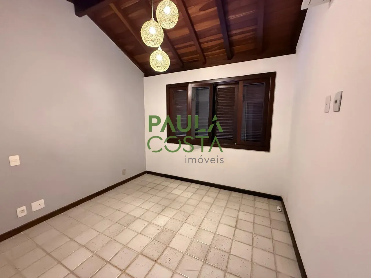 Furnished house with 5 bedrooms and 756 m² plus 4 parking — photo 31