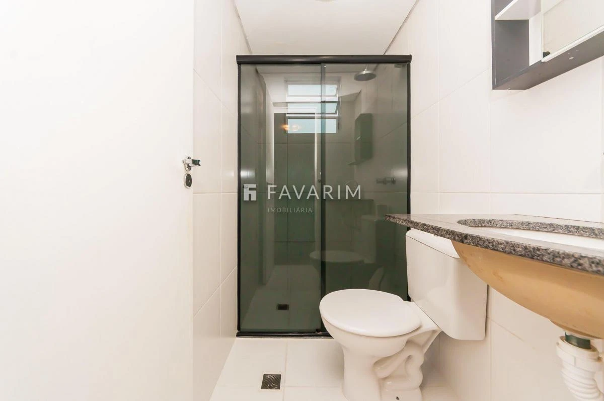 3-bedroom apartment in a building with a pool — photo 30