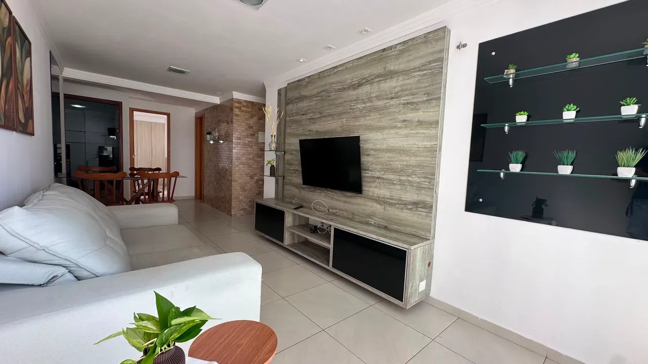 Furnished 2-bedroom apartment with en-suite and open kitchen