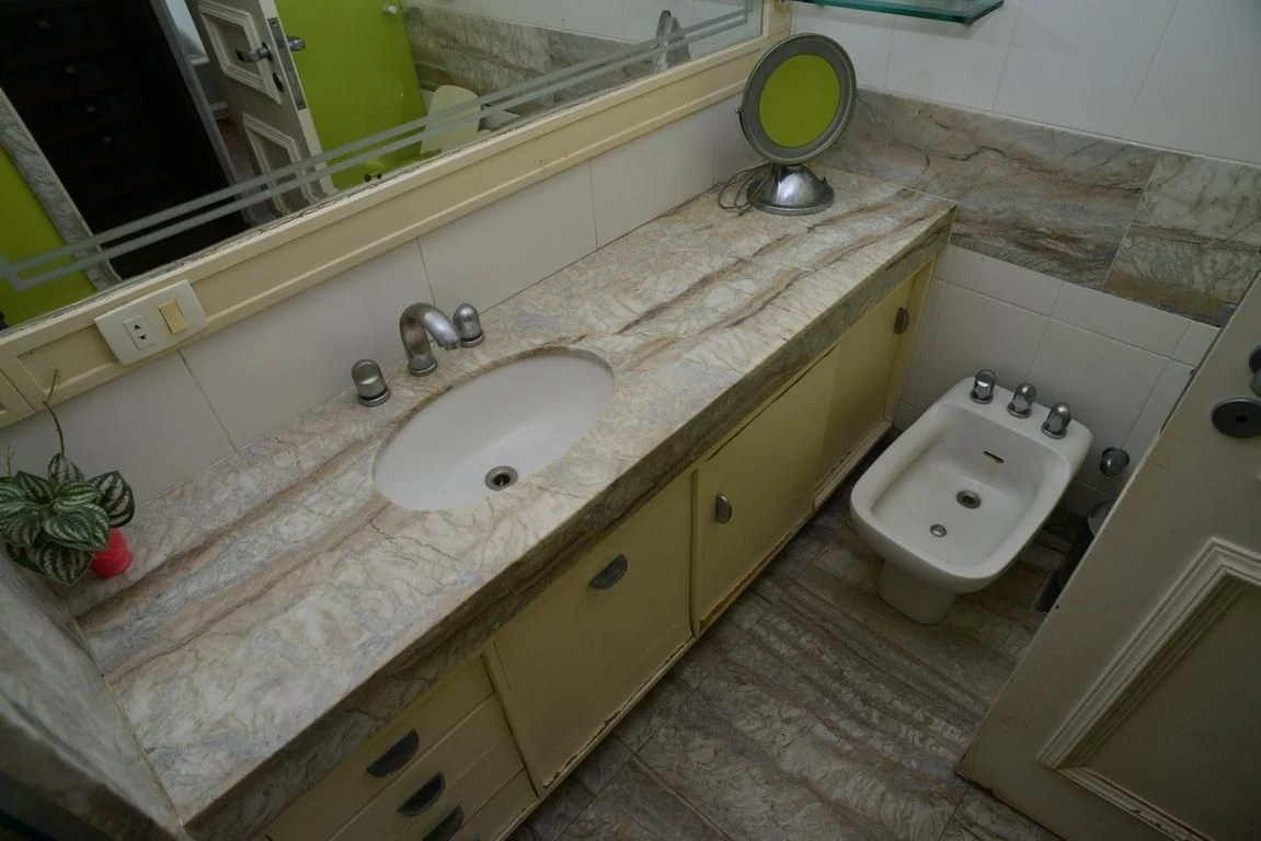 Rentable apartment with 4 bedrooms and a balcony — photo 44