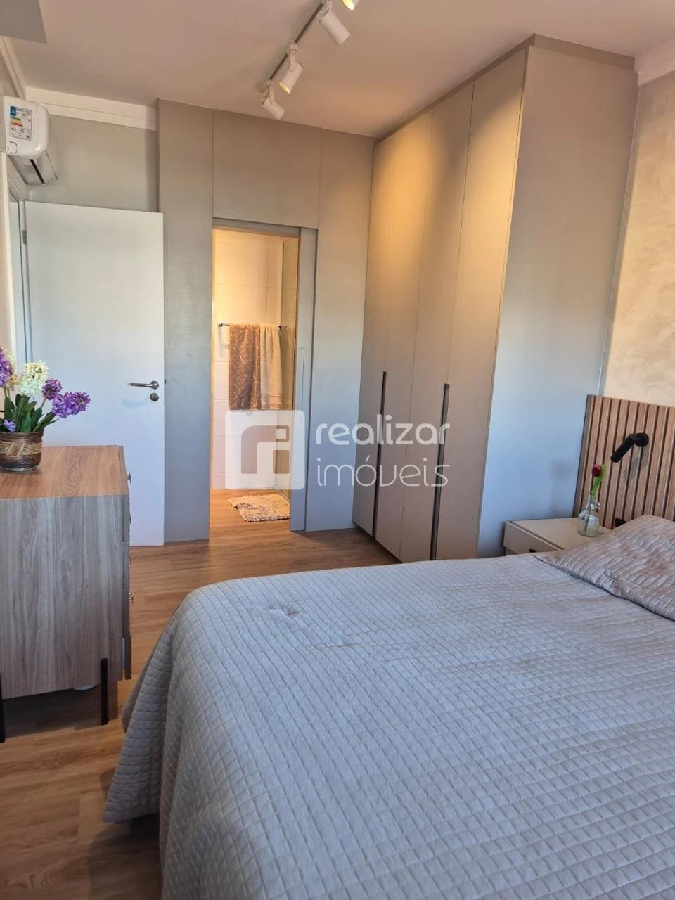 Private pool in a 4-bedroom apartment, 168 m² — photo 14