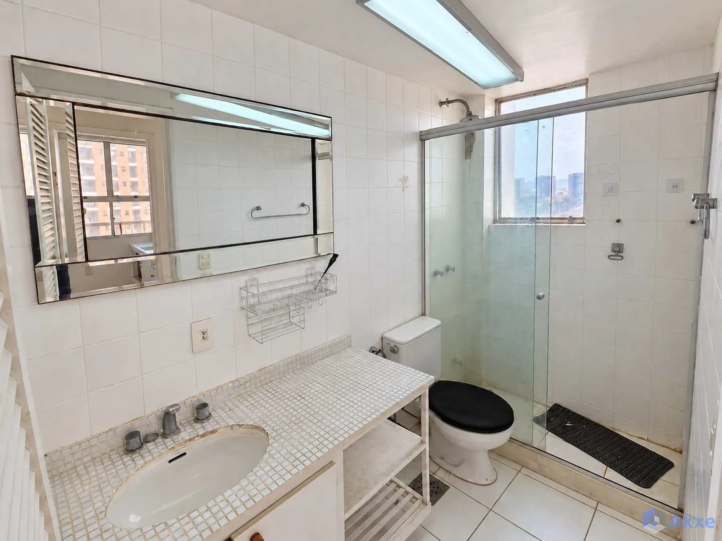 Apartment on the 13th floor with a water view — photo 13