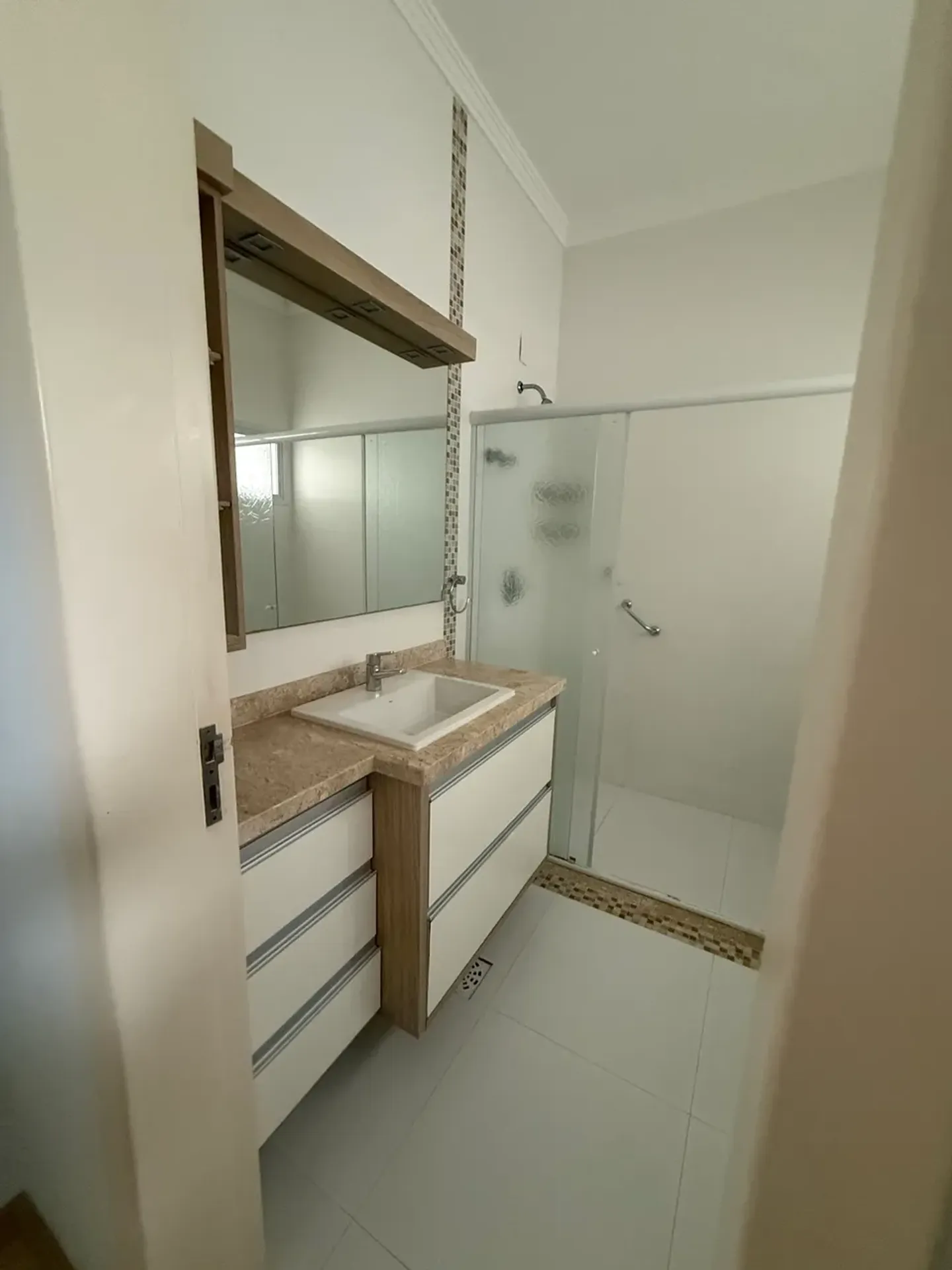Casa mobiliada com 450 m², 3 dormitórios e 4 banheiros — photo 10