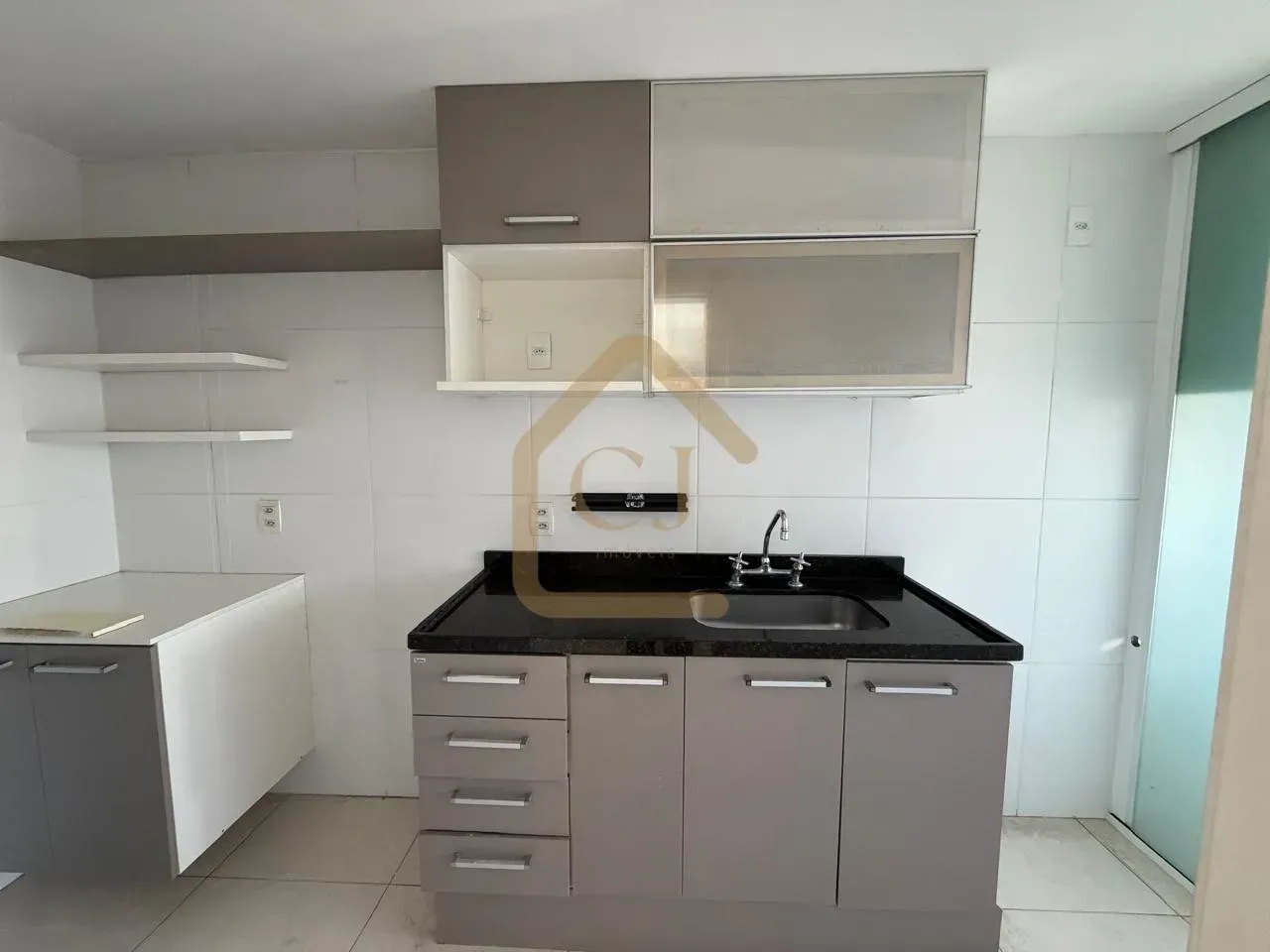 Apartamento com 2 quartos, 2 banheiros e 78 m² — photo 3