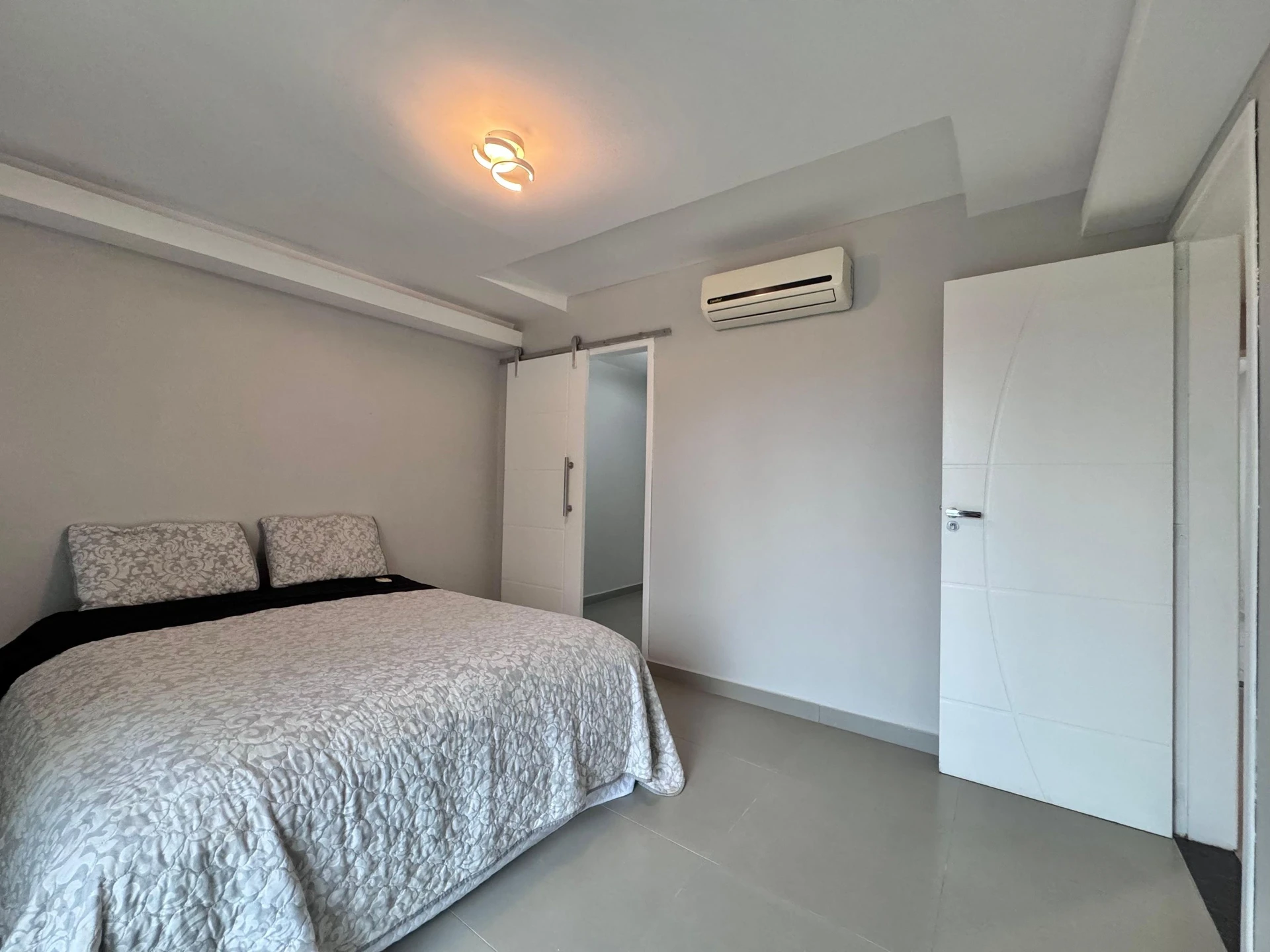 Casa mobiliada com 4 quartos e churrasco privativo — photo 12
